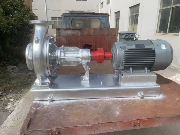 WRY系列新一代(dài)高效節能循環油(yóu)泵