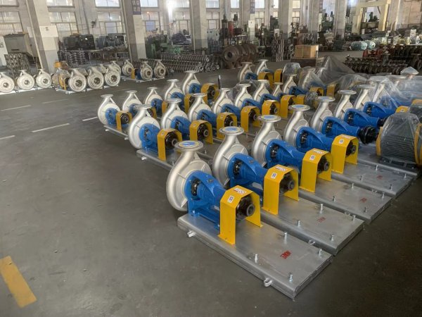 WRB不鏽(xiù)鋼耐腐(fǔ)蝕離心(xin)泵