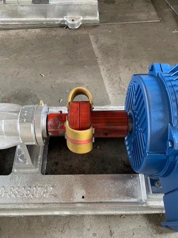 無錫一(yī)方泵業(yè) 導熱油(yóu)泵配件(jian)聯軸器(qì)